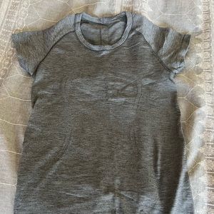 Lululemon Swiftly Tech shirt